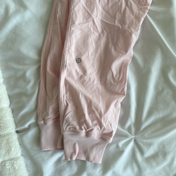 LULULEMON Dance Studio Mid rise jogger - Picture 2 of 3